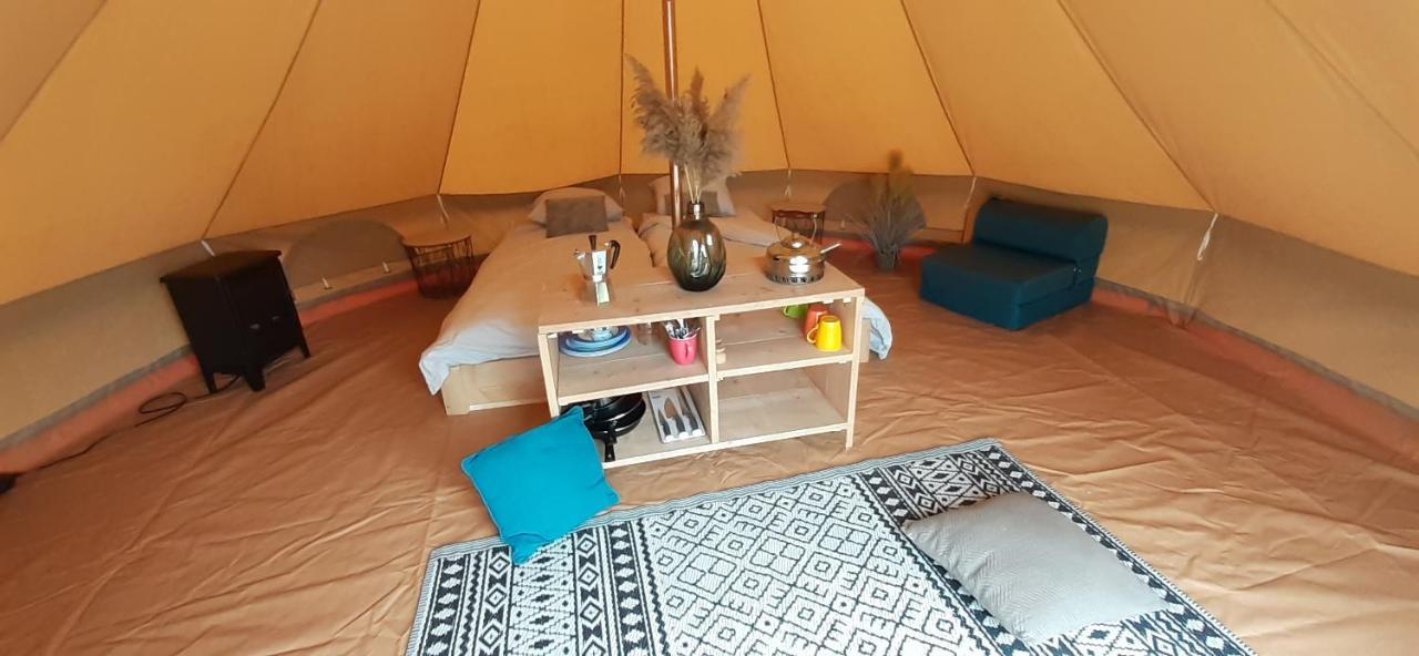 Tente Bell Au Camping Hautoreille Bannes  Eksteriør billede
